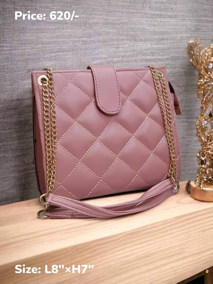 Trendy Quilted Shoulder Bag with Chain Strap